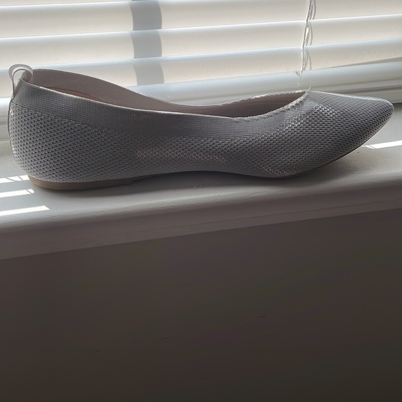 Size 10 flats - Picture 3 of 4